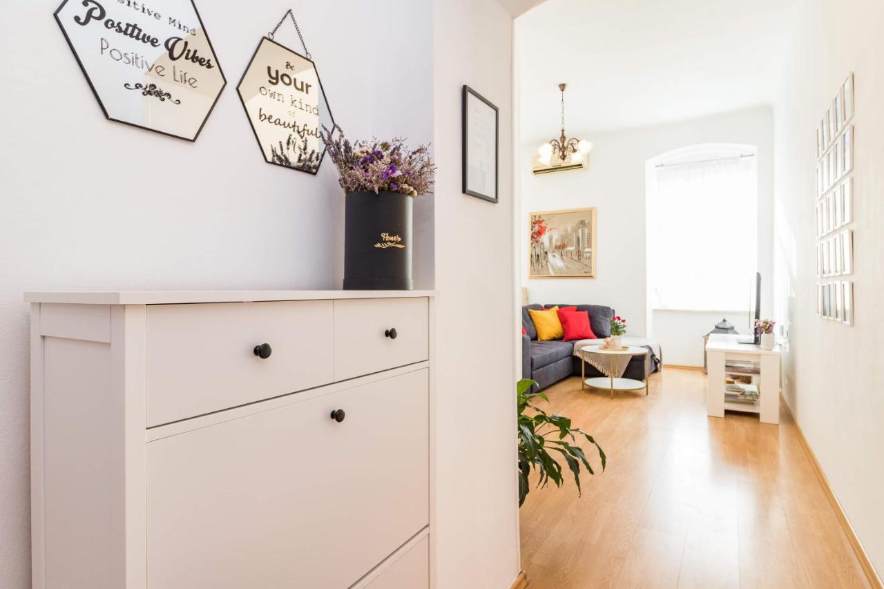 Apartman Lussi Pula Exterior foto