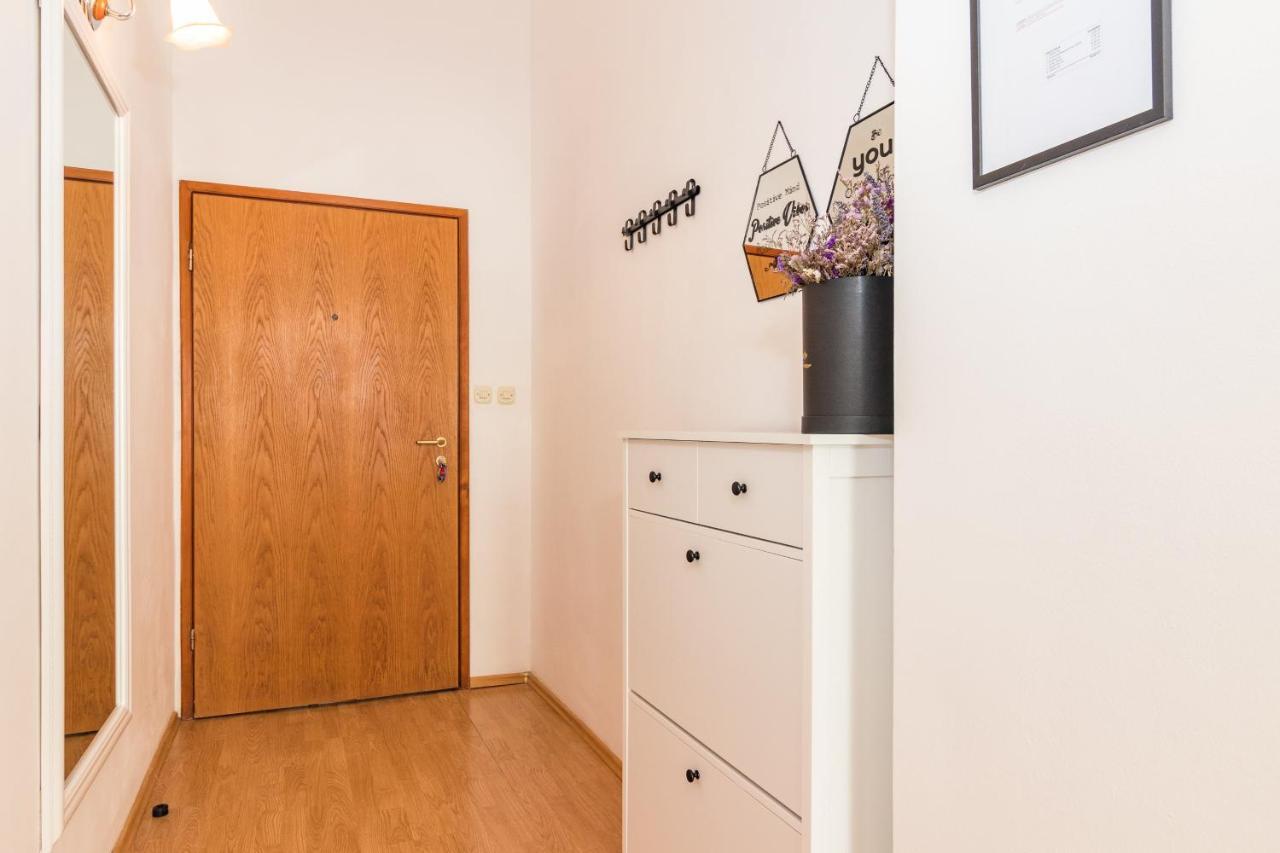 Apartman Lussi Pula Exterior foto