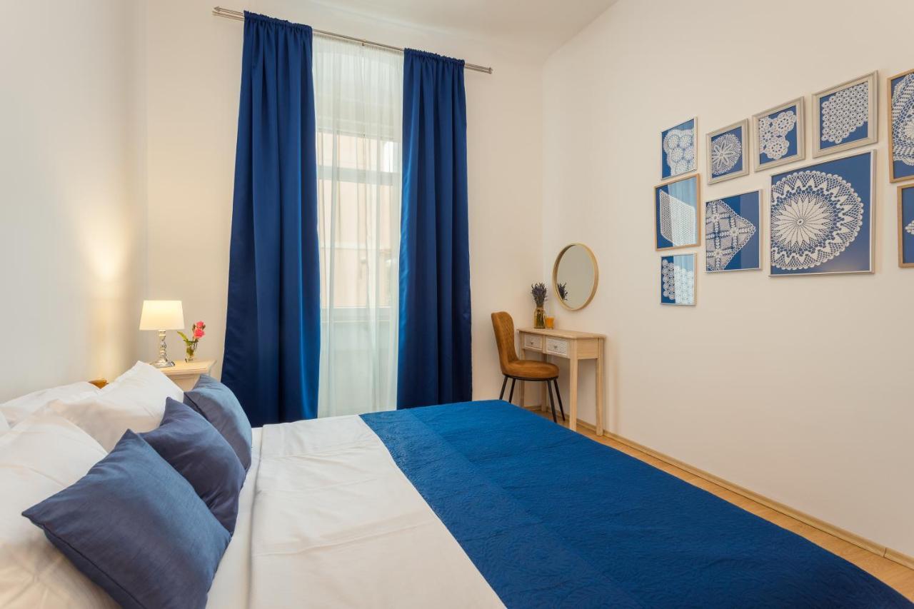 Apartman Lussi Pula Exterior foto